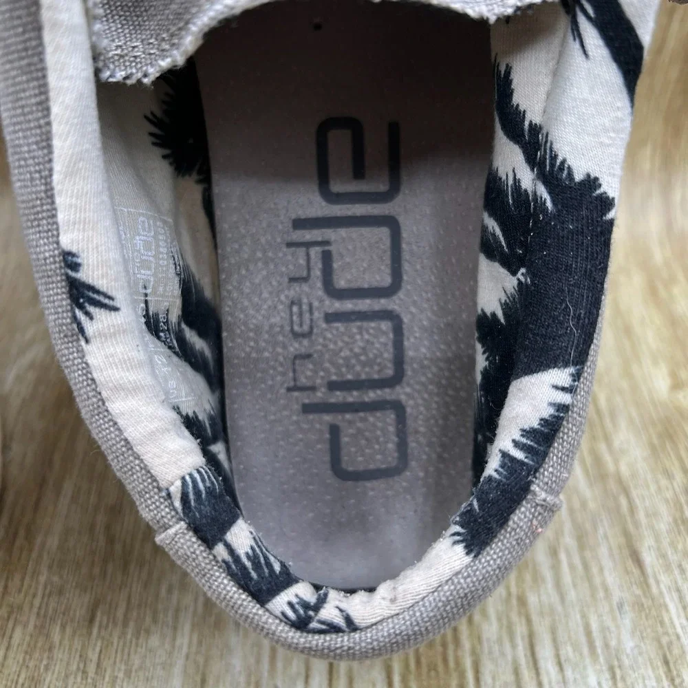 Hey Dude Wally Stretch Loafers Men's Size 12 Grey Palm Tree Print Casual Shoes